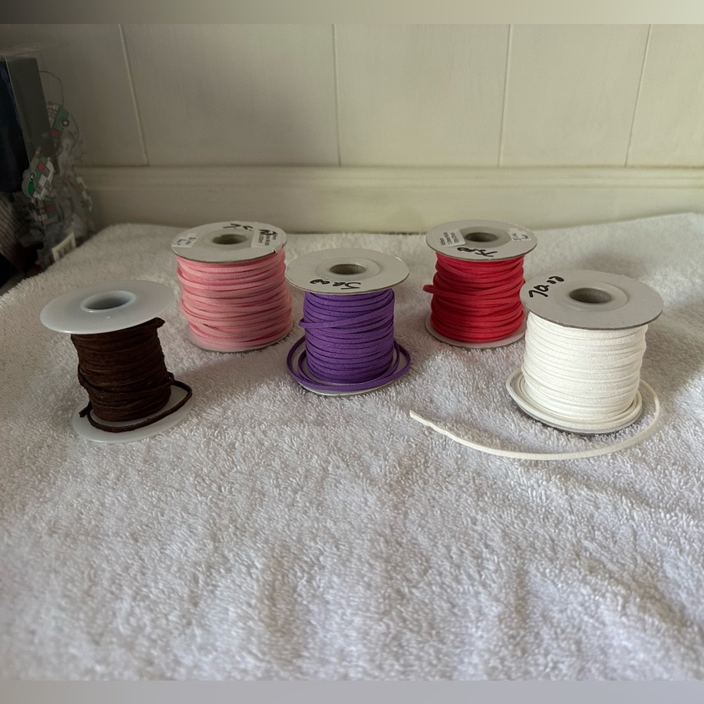 Suede 1.5 mm Assorted Colors